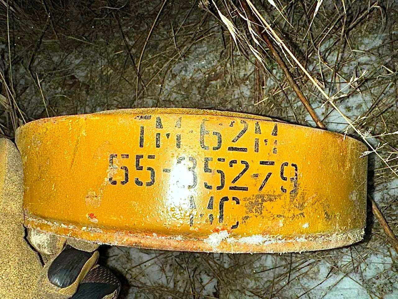 Як виглядають міни та гранати, що знайшли на автотрасі «Київ-Харків-Довжанський»